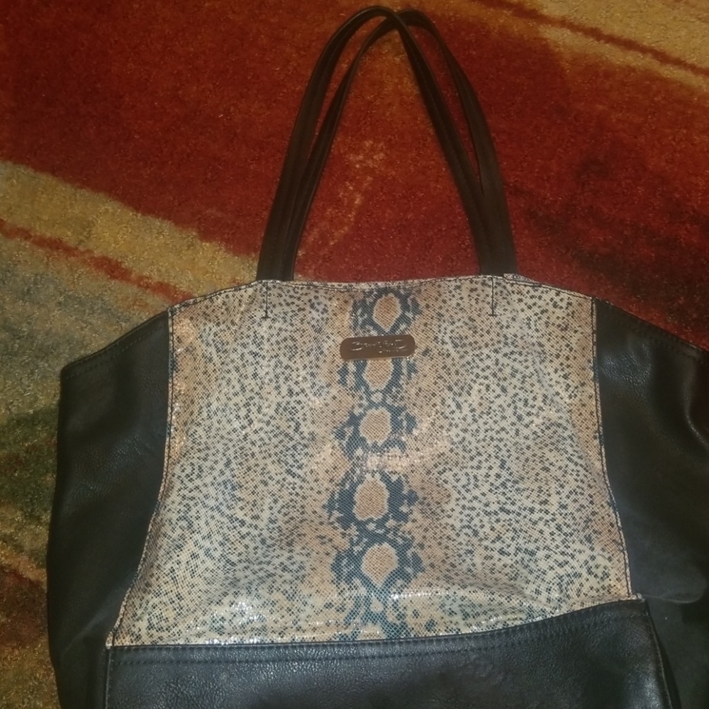 Like new shoulder bag